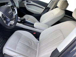 Audi Q8 e-tron 2024 kuva 3.