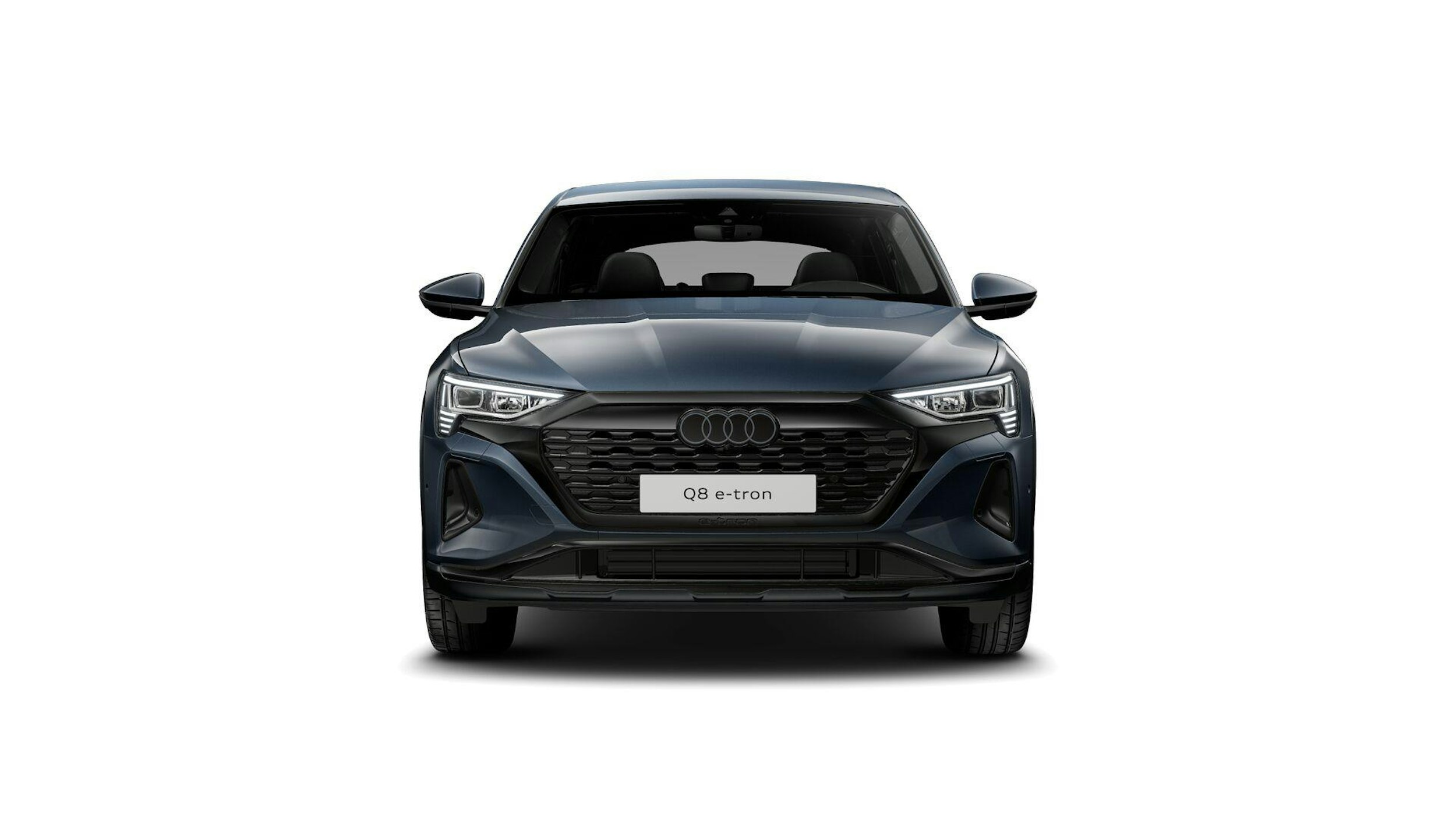 sininen Audi Q8 e-tron 2024 kuva 5.