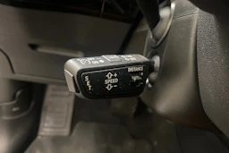 valkoinen Audi Q8 e-tron 2024 kuva 13.