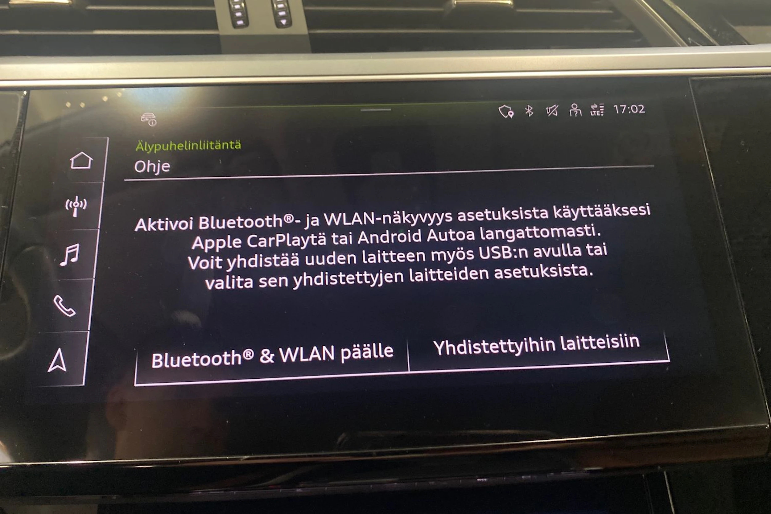valkoinen Audi Q8 e-tron 2024 kuva 15.