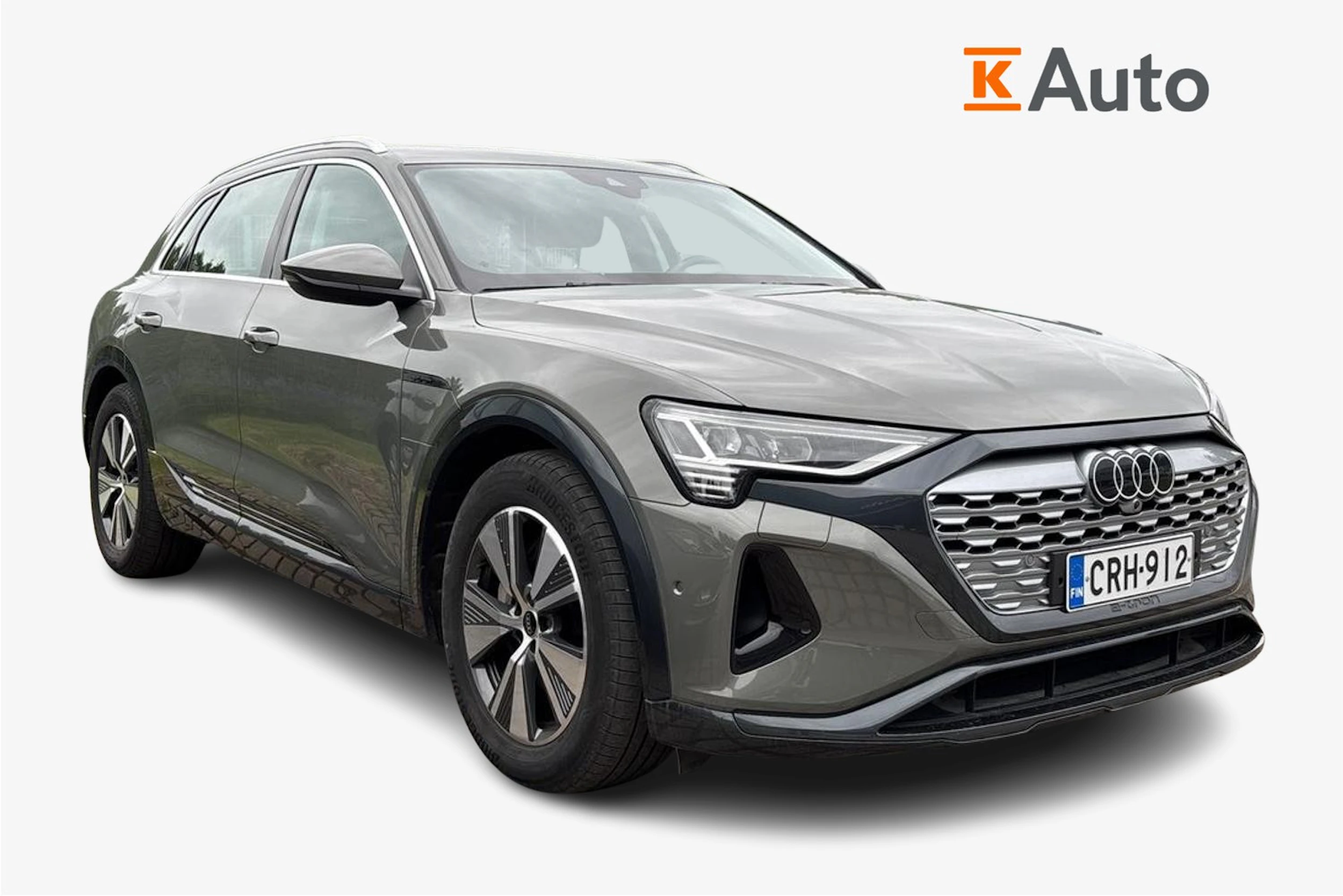 harmaa Audi Q8 e-tron 2024 kuva 1.