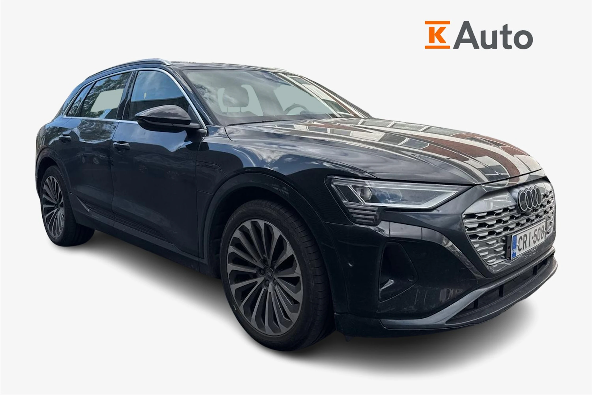 musta Audi Q8 e-tron 2024 kuva 1.