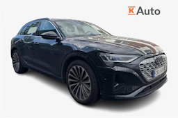 musta Audi Q8 e-tron 2024 kuva 1.