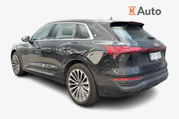 musta Audi Q8 e-tron 2024 kuva 2.