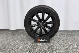 sininen Audi Q8 e-tron 2024 kuva 13.