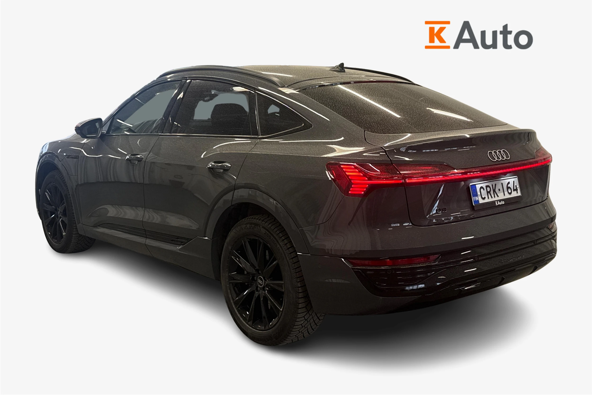 harmaa Audi Q8 e-tron 2024 kuva 2.