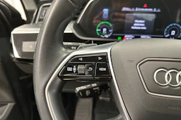 harmaa Audi Q8 e-tron 2024 kuva 15.