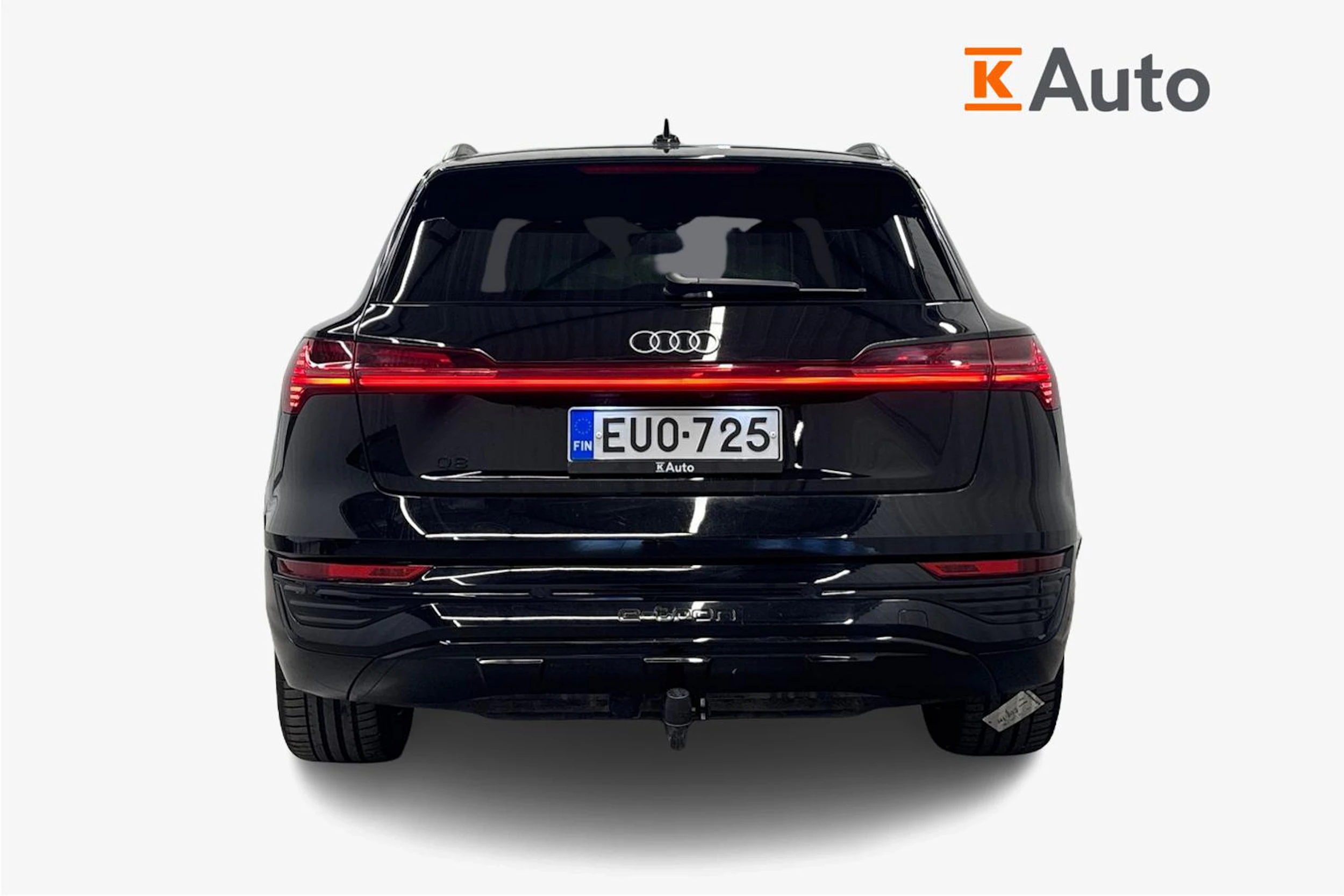 musta Audi Q8 e-tron 2024 kuva 4.