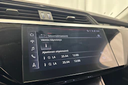 musta Audi Q8 e-tron 2024 kuva 29.