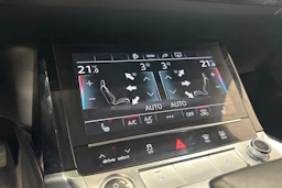 musta Audi Q8 e-tron 2024 kuva 32.