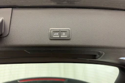 Harmaa Audi Q8 e-tron 2024 kuva 12.