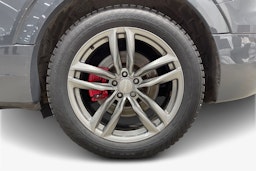 met. harmaa Audi Q8 e-tron 2024 kuva 11.