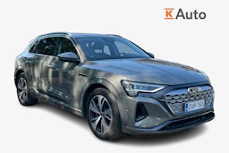 harmaa Audi Q8 e-tron 2024 kuva 1.