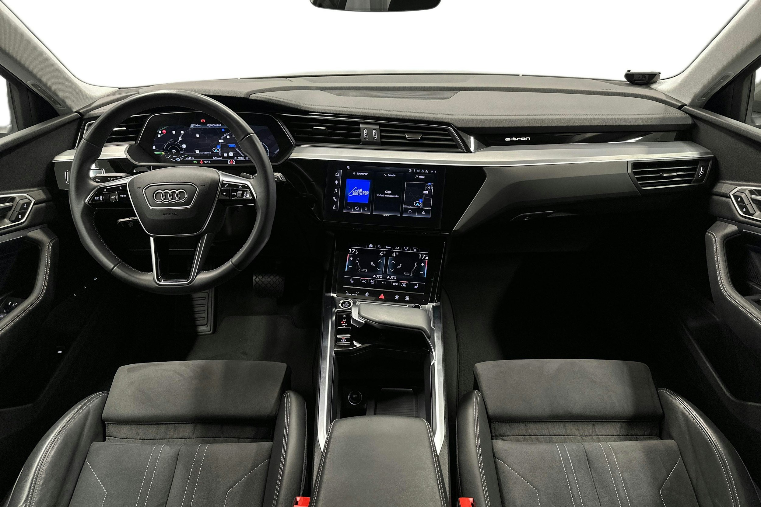 harmaa Audi Q8 e-tron 2024 kuva 9.