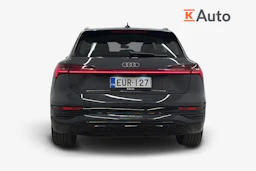 harmaa Audi Q8 e-tron 2024 kuva 3.