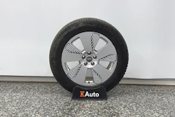 harmaa Audi Q8 e-tron 2024 kuva 10.