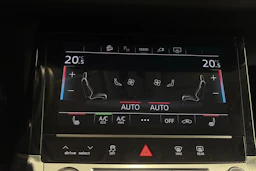 harmaa Audi Q8 e-tron 2024 kuva 26.
