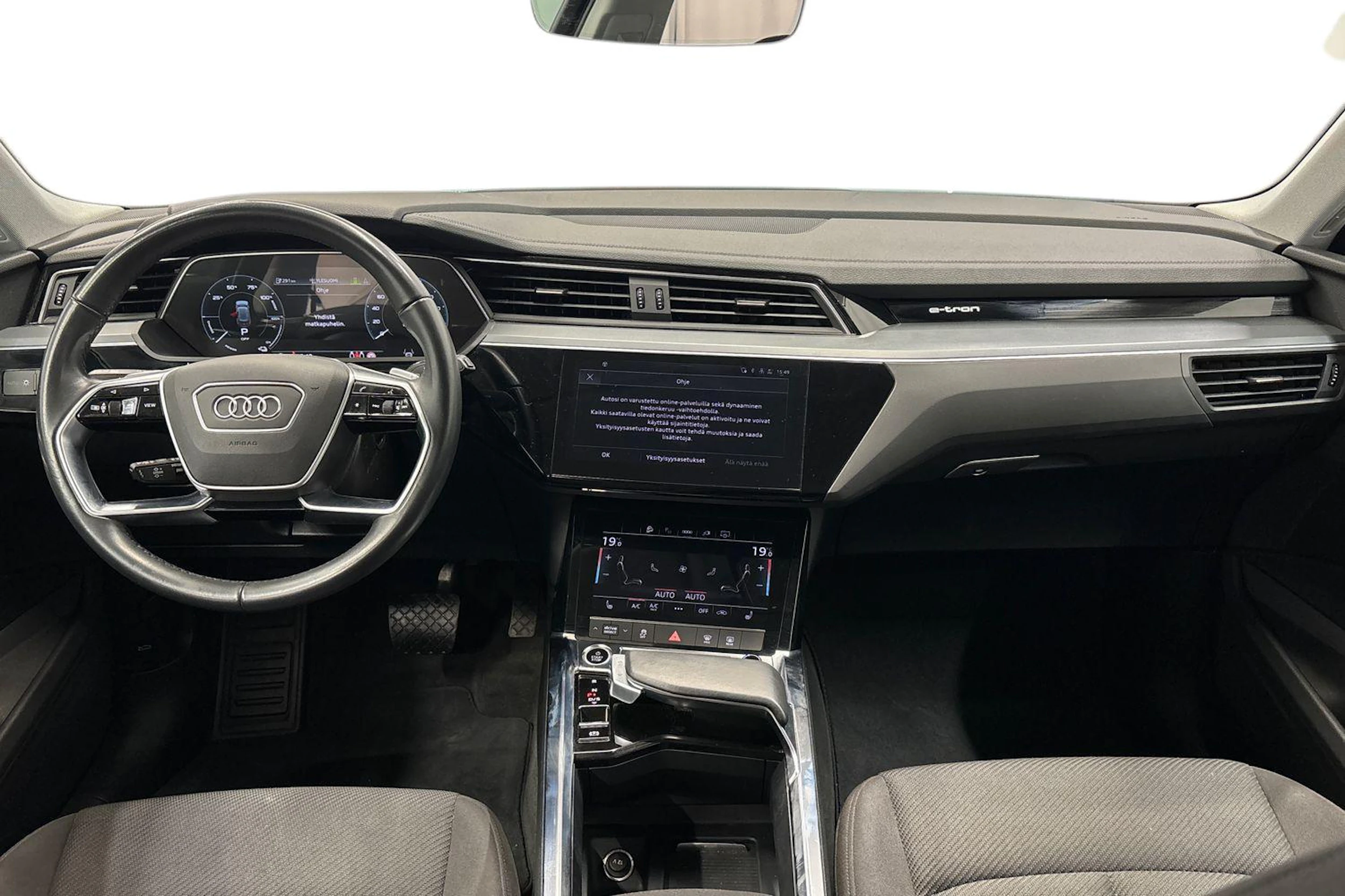 met. ruskea (beige) Audi Q8 e-tron 2024 kuva 7.