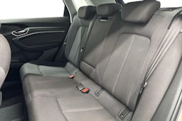 met. ruskea (beige) Audi Q8 e-tron 2024 kuva 8.