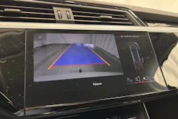 met. ruskea (beige) Audi Q8 e-tron 2024 kuva 25.