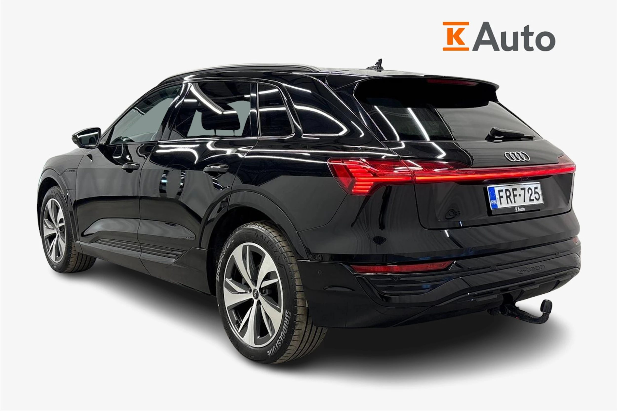 musta Audi Q8 e-tron 2024 kuva 2.