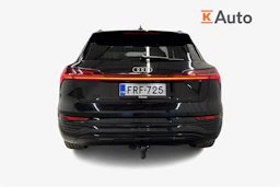 musta Audi Q8 e-tron 2024 kuva 3.