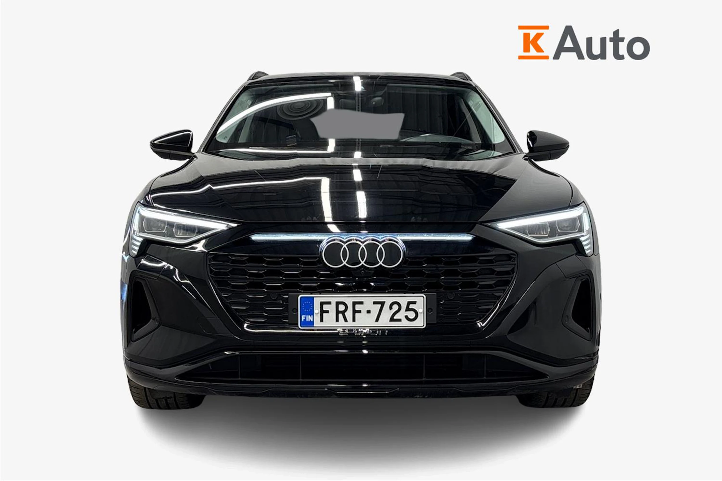 musta Audi Q8 e-tron 2024 kuva 4.