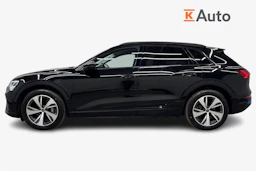 musta Audi Q8 e-tron 2024 kuva 5.