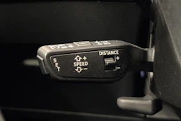 musta Audi Q8 e-tron 2024 kuva 20.