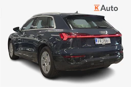 sininen Audi Q8 e-tron 2024 kuva 2.