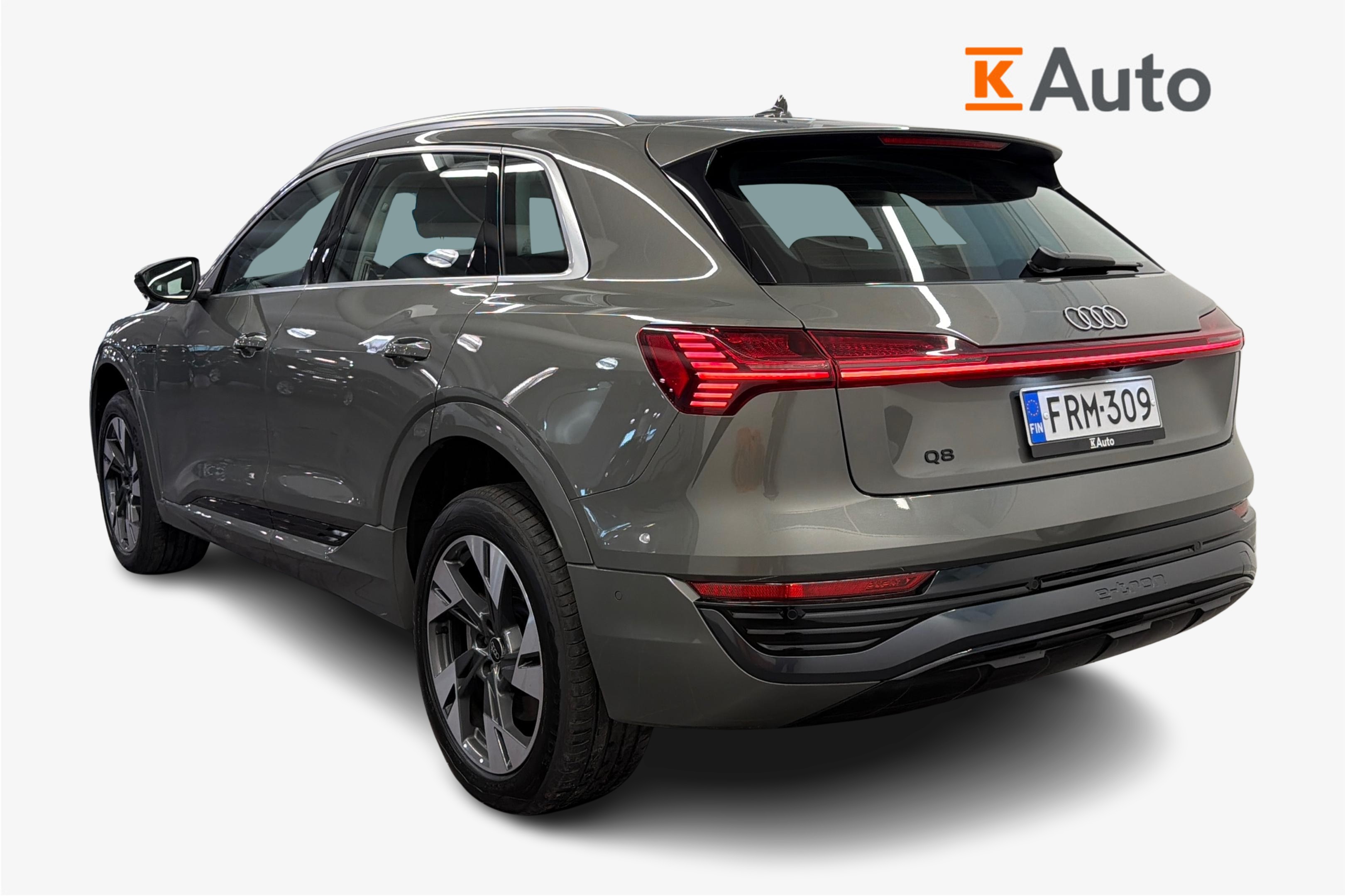 Audi Q8 e-tron 50 quattro Progress Plus 2024, photo 2/33