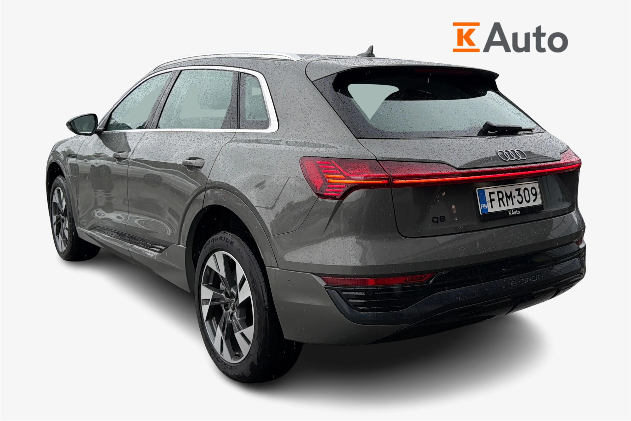 harmaa Audi Q8 e-tron 2024 kuva 2.