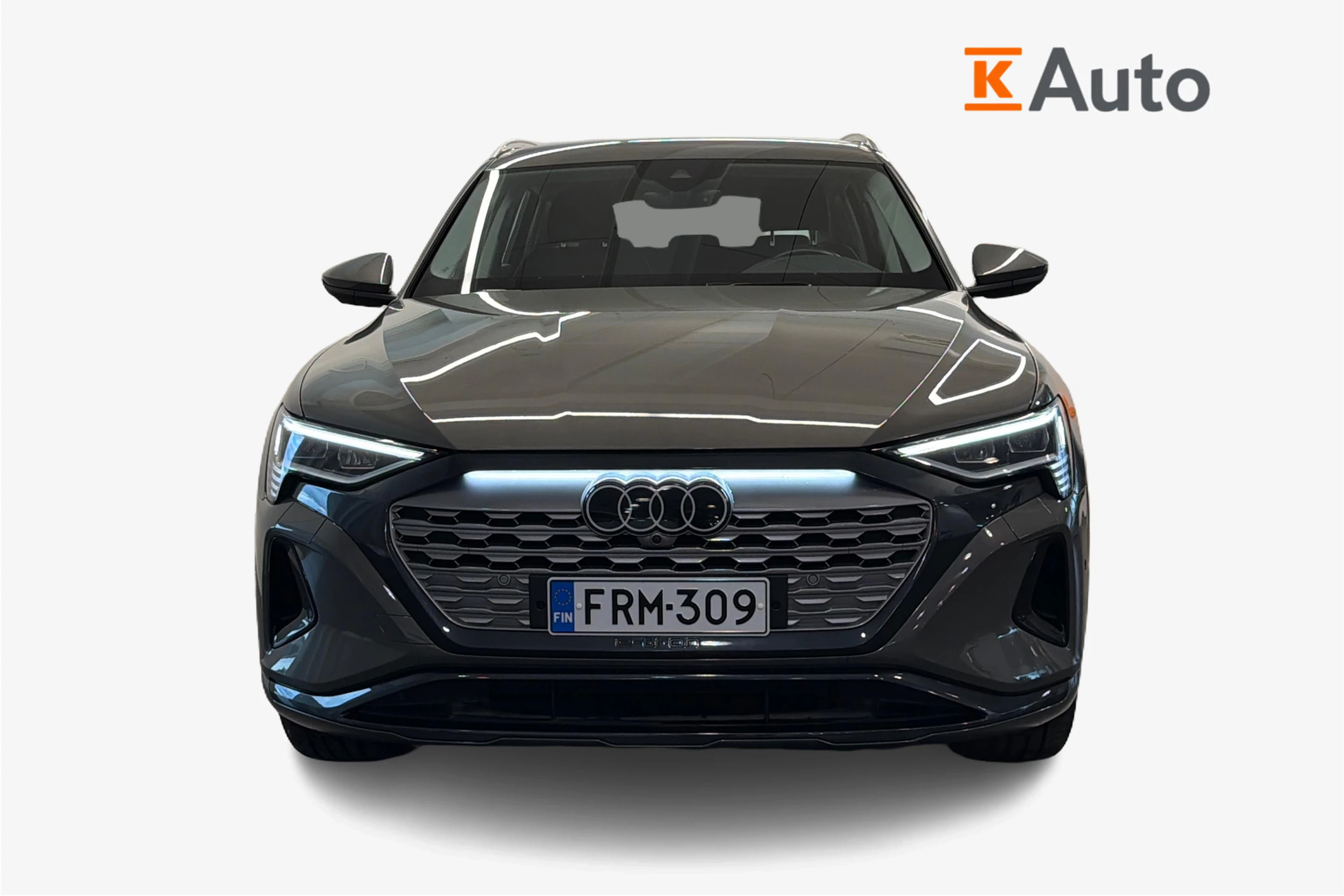 harmaa Audi Q8 e-tron 2024 kuva 4.