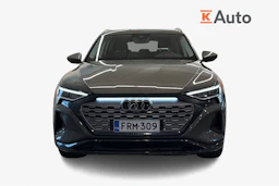 harmaa Audi Q8 e-tron 2024 kuva 4.