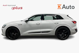 valkoinen Audi Q8 e-tron 2024 kuva 5.