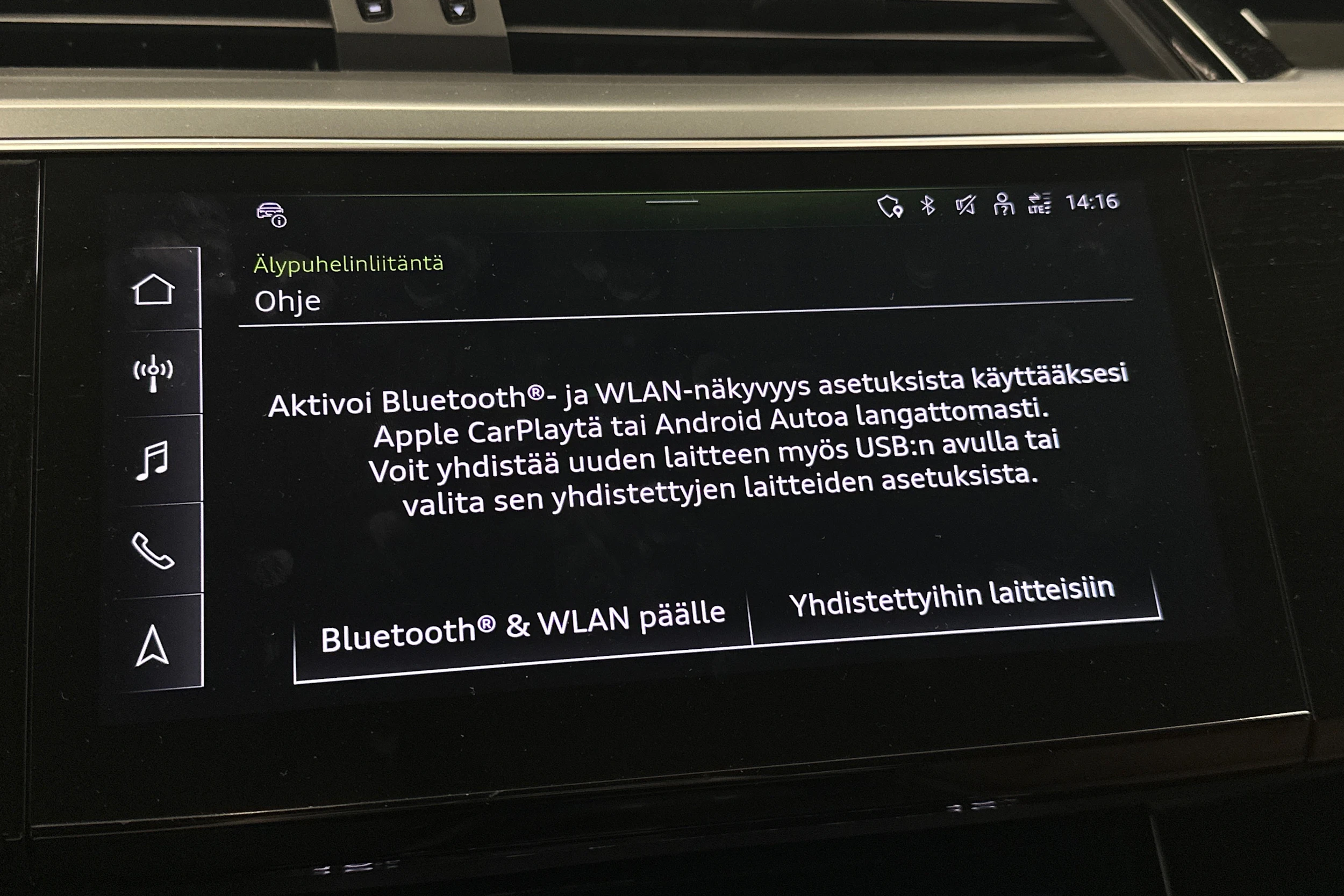 valkoinen Audi Q8 e-tron 2024 kuva 23.