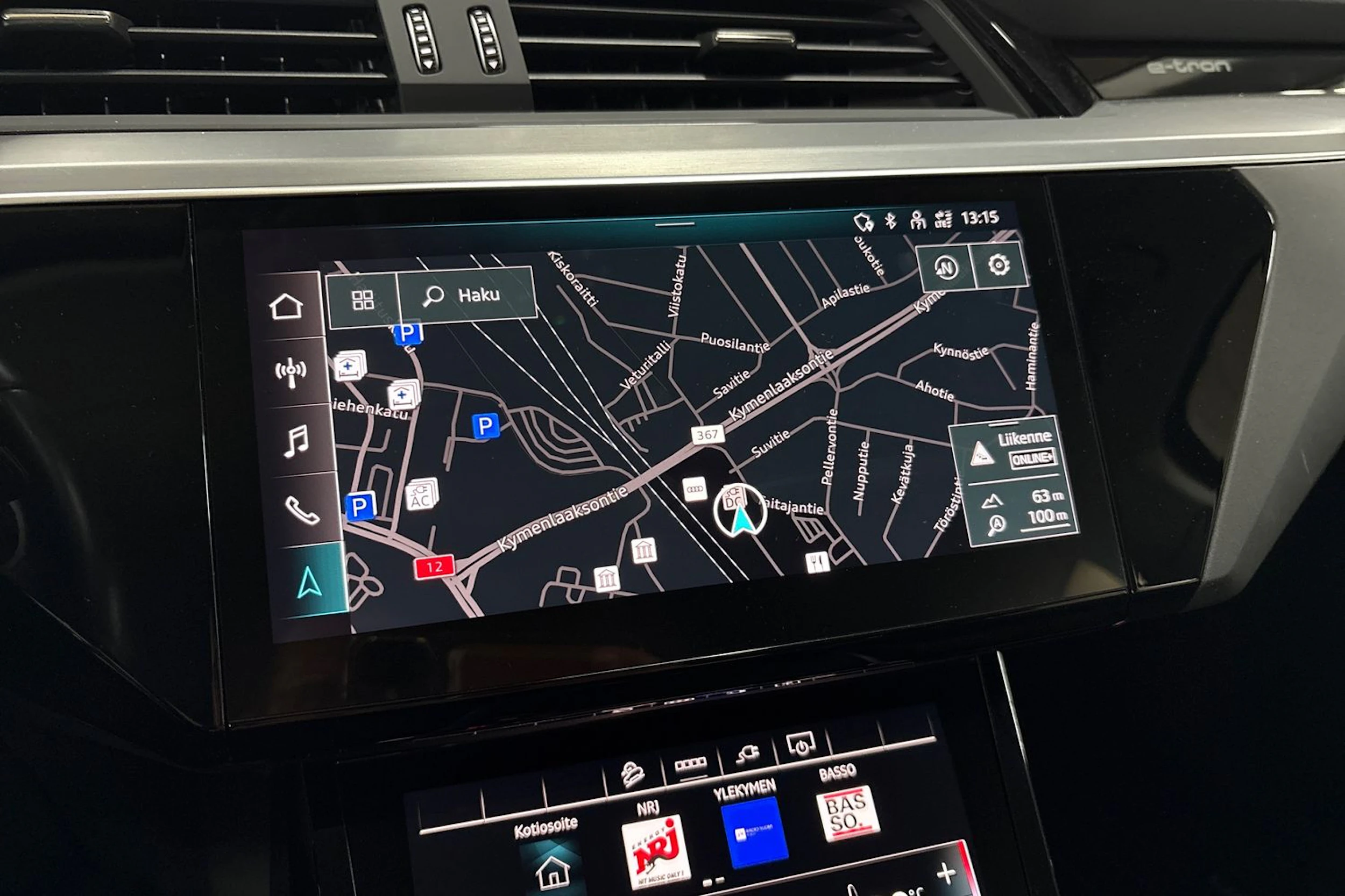 Musta Audi Q8 e-tron 2024 kuva 20.