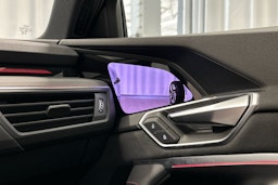 musta Audi Q8 e-tron 2024 kuva 27.