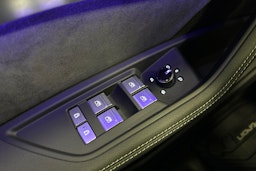 harmaa Audi Q8 e-tron 2024 kuva 19.
