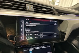 harmaa Audi Q8 e-tron 2024 kuva 28.