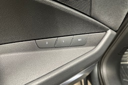 harmaa Audi Q8 e-tron 2024 kuva 33.