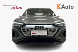 harmaa Audi Q8 e-tron 2024 kuva 5.