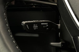 harmaa Audi Q8 e-tron 2024 kuva 21.