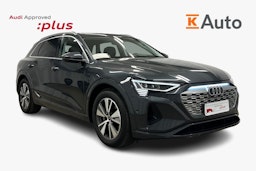 harmaa Audi Q8 e-tron 2024 kuva 1.
