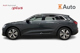 harmaa Audi Q8 e-tron 2024 kuva 6.