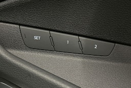 harmaa Audi Q8 e-tron 2024 kuva 22.