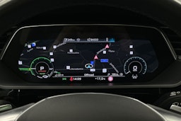 harmaa Audi Q8 e-tron 2024 kuva 24.