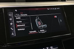 harmaa Audi Q8 e-tron 2024 kuva 35.