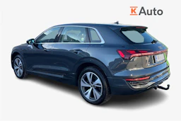 harmaa Audi Q8 e-tron 2024 kuva 2.