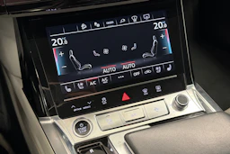 harmaa Audi Q8 e-tron 2024 kuva 24.